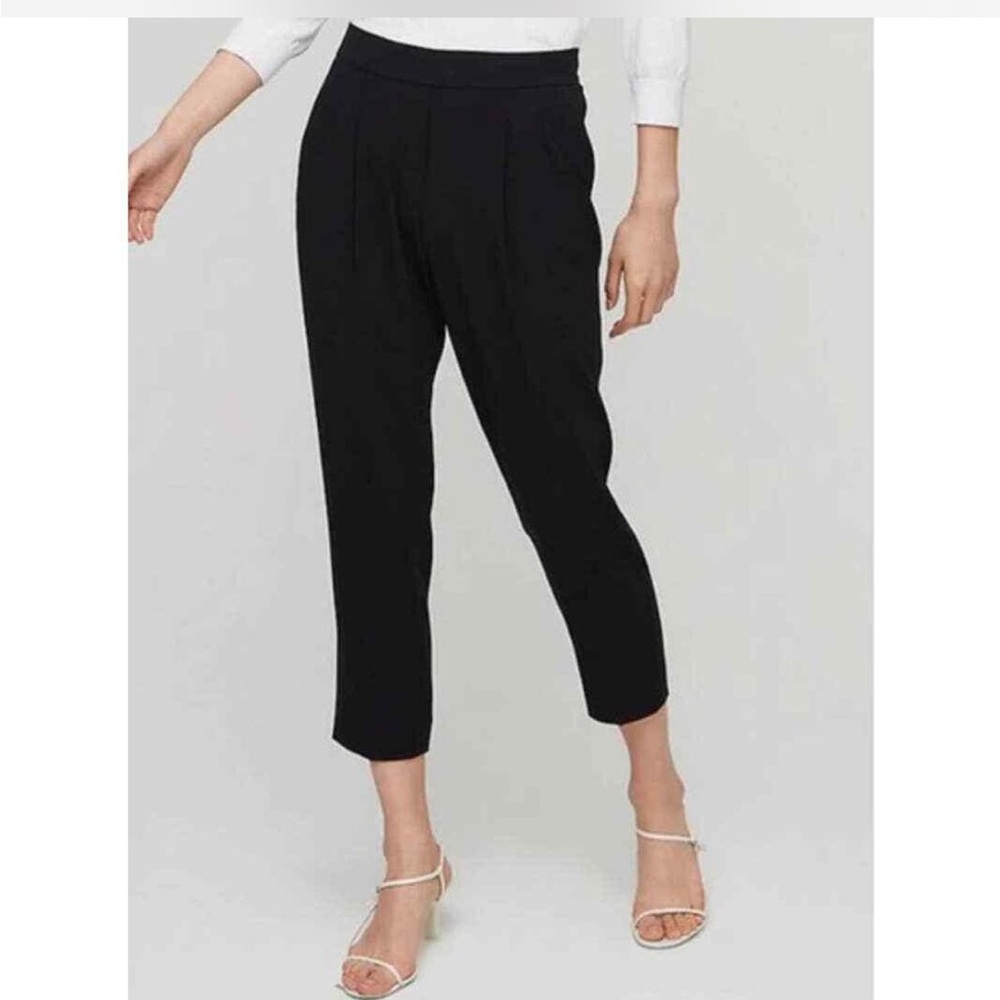 Babaton Aritzia Women's Black Tapered Cropped Pants